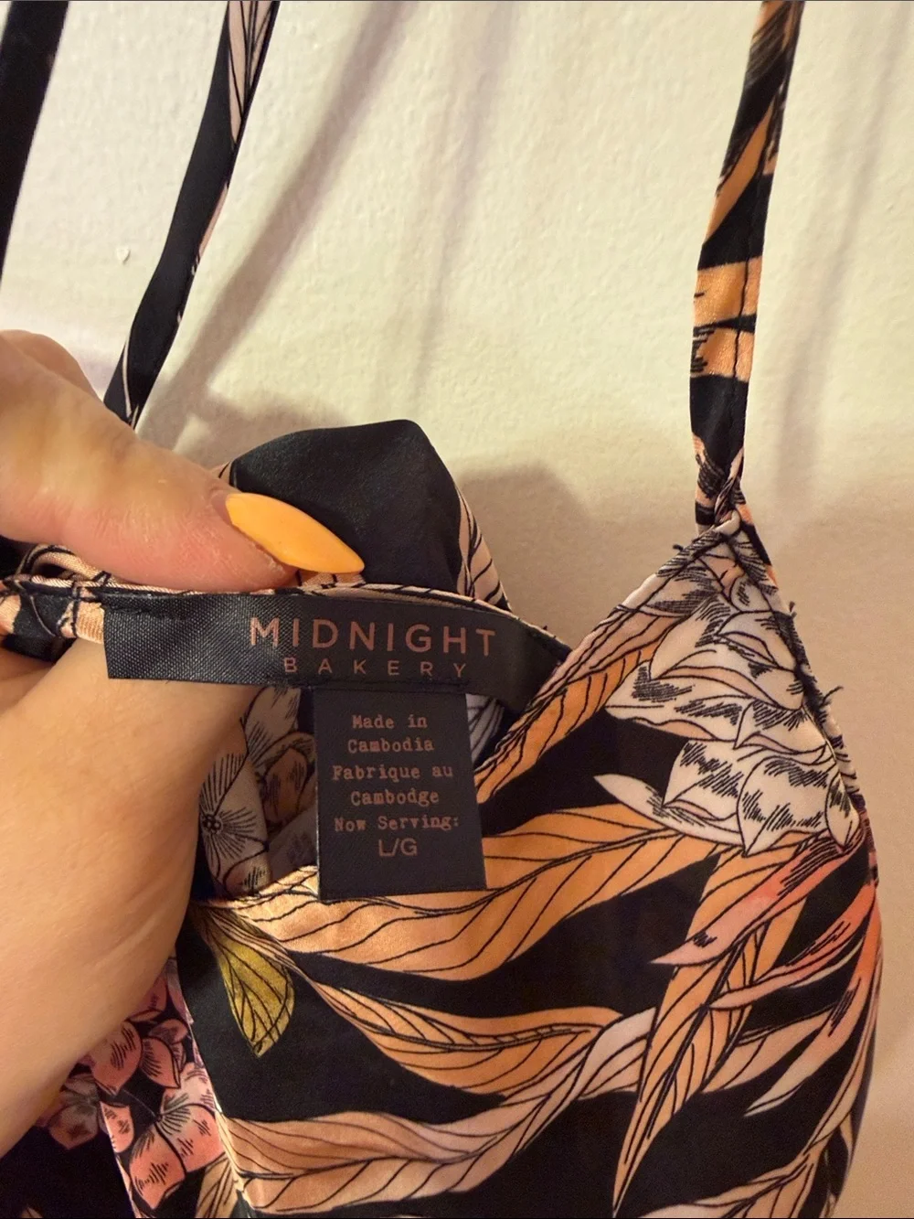 Midnight Bakery Floral Strappy Dress Size Large